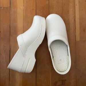 White Dansko Clogs SIZE 38